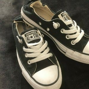 Converse Shoreline size 6
